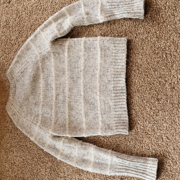 J Crew gray sweater with white stripes XS - Picture 4 of 5